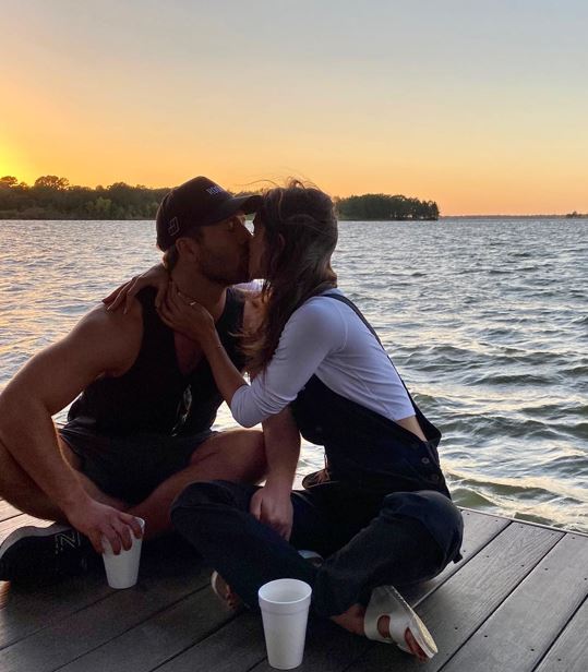 Gigi Paris and her boyfriend Glen Powell Kissing